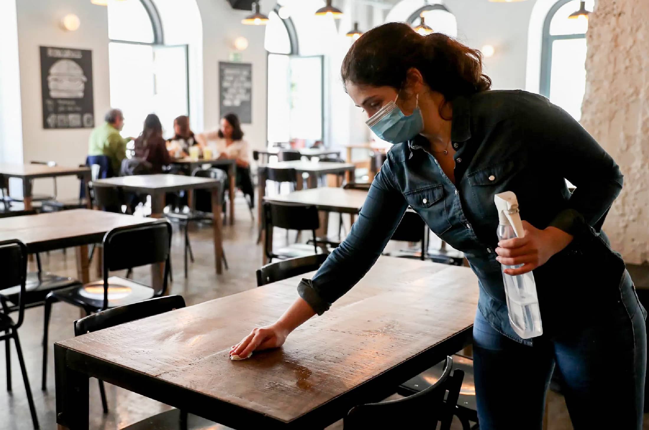 Is employer branding the key to surviving the restaurant labor shortage?