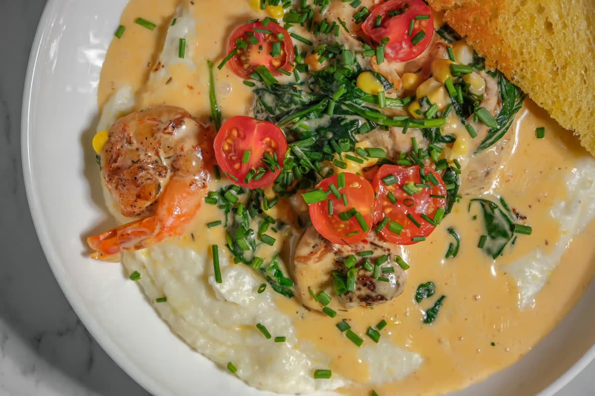 Queen City Shrimp & Grits